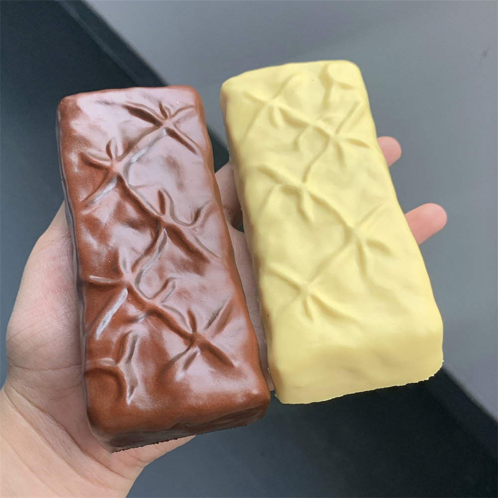 人工プラスチックスナックの大きなシミュレーション、柔らかい食 - Vape Decoration のレビューと価格